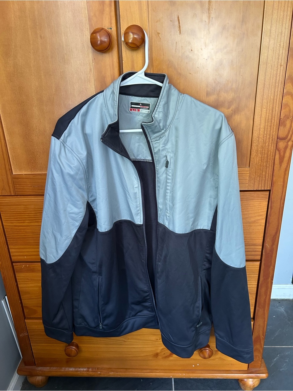 Grand Slam Men's Light Gray and Black Lightweight Jacket
